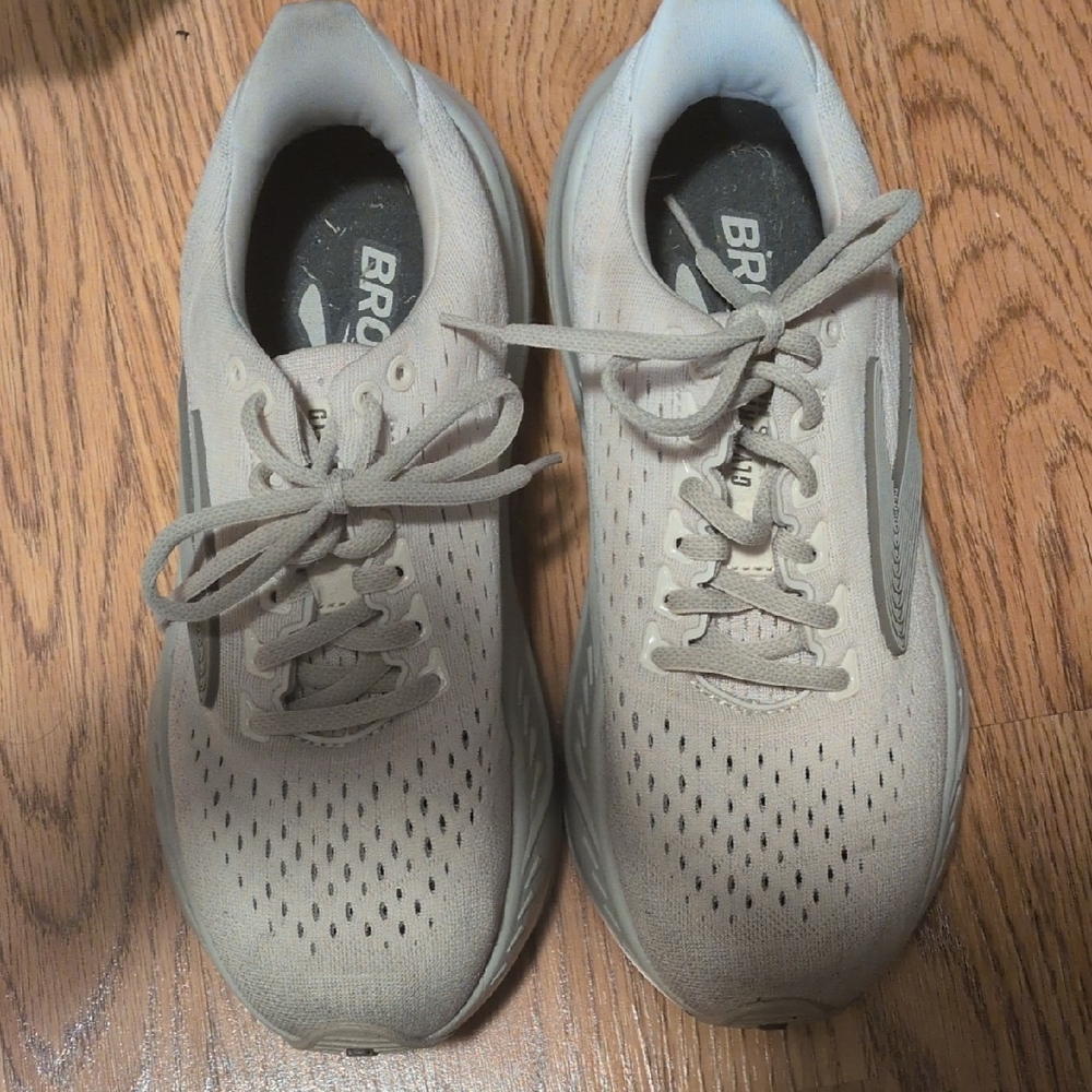 Brooks Glycerin Max!  Women's 8.5